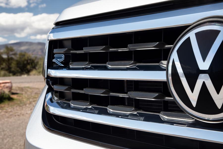 Детали экстерьера Volkswagen Atlas SEL V6 R-Line 2020 года  (фото 11 из 43)